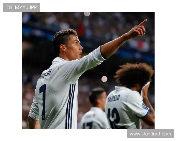 曼联获愚蠢凯恩转会建议 拜仁或出售 曼联获愚蠢凯恩转会建议 拜仁或出售